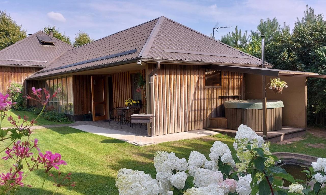 Viesumaja Kuncisi Murjanos Murjani Exterior foto